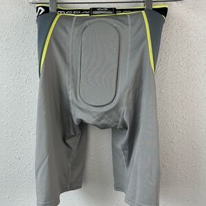 NWT McDavid Padded Football Shorts Size Youth L